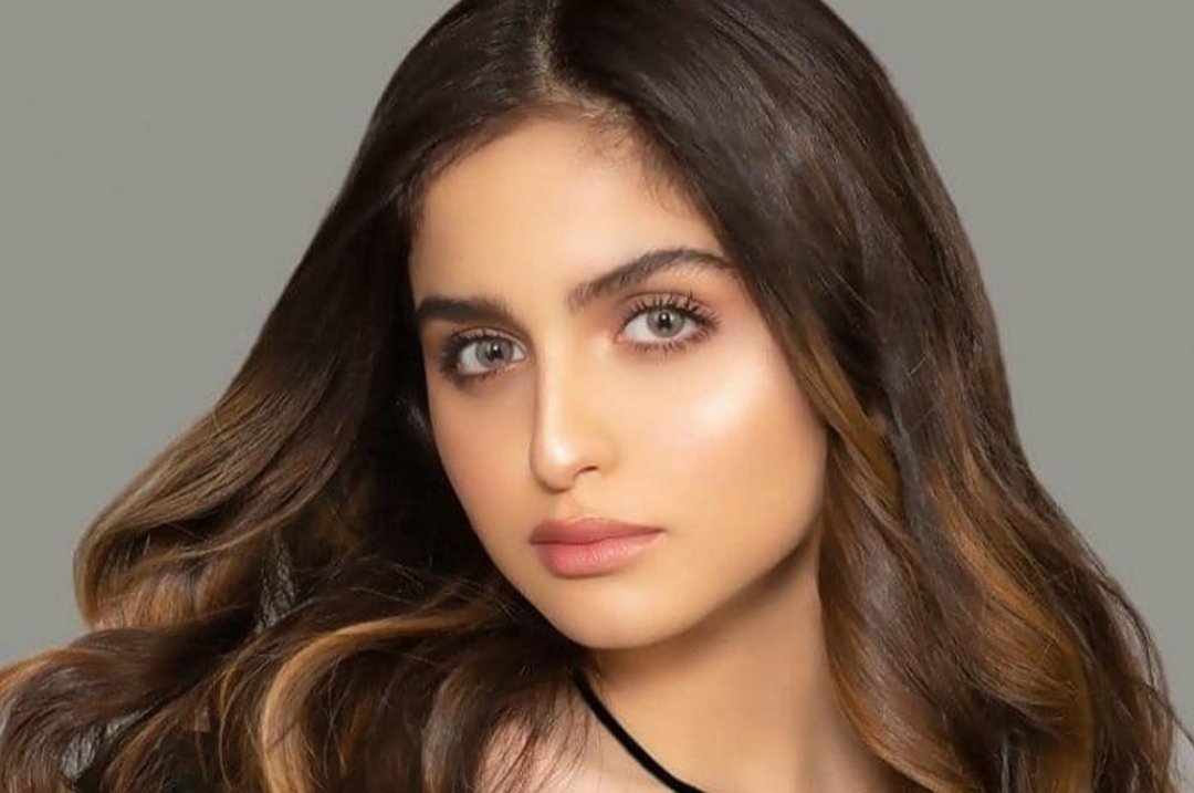 والد النجمة حلا الترك يبارك لها ويعتذر منها ! - صورة مميزة صورة مميزة: والد النجمة حلا الترك يبارك لها ويعتذر منها !