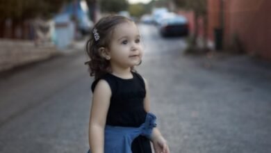 صورة توضيحية - كيف تمضي عارضة الأزياء الطفلة سيليا غدار وقتها ؟