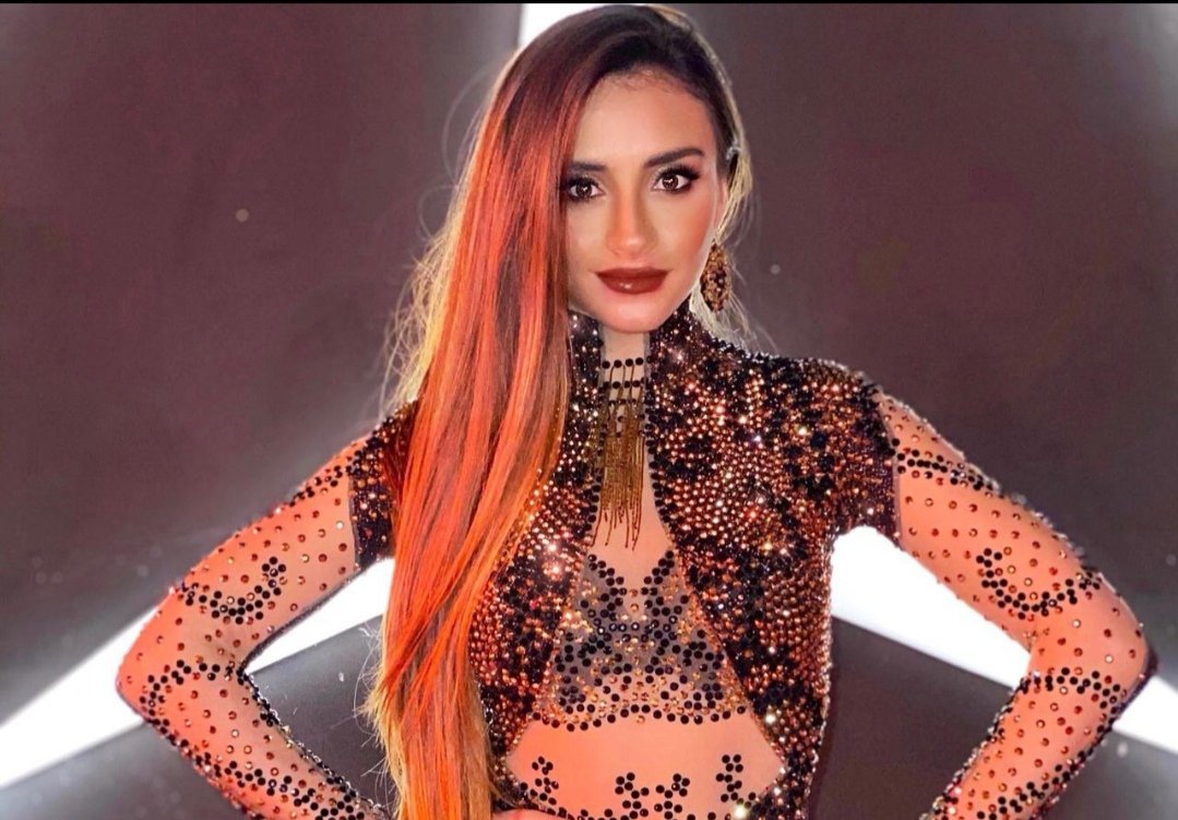 الفنانة كارولينا كرم تتألق في حفل غنائي ضخم في مصر - صورة مميزة صورة مميزة: الفنانة كارولينا كرم تتألق في حفل غنائي ضخم في مصر