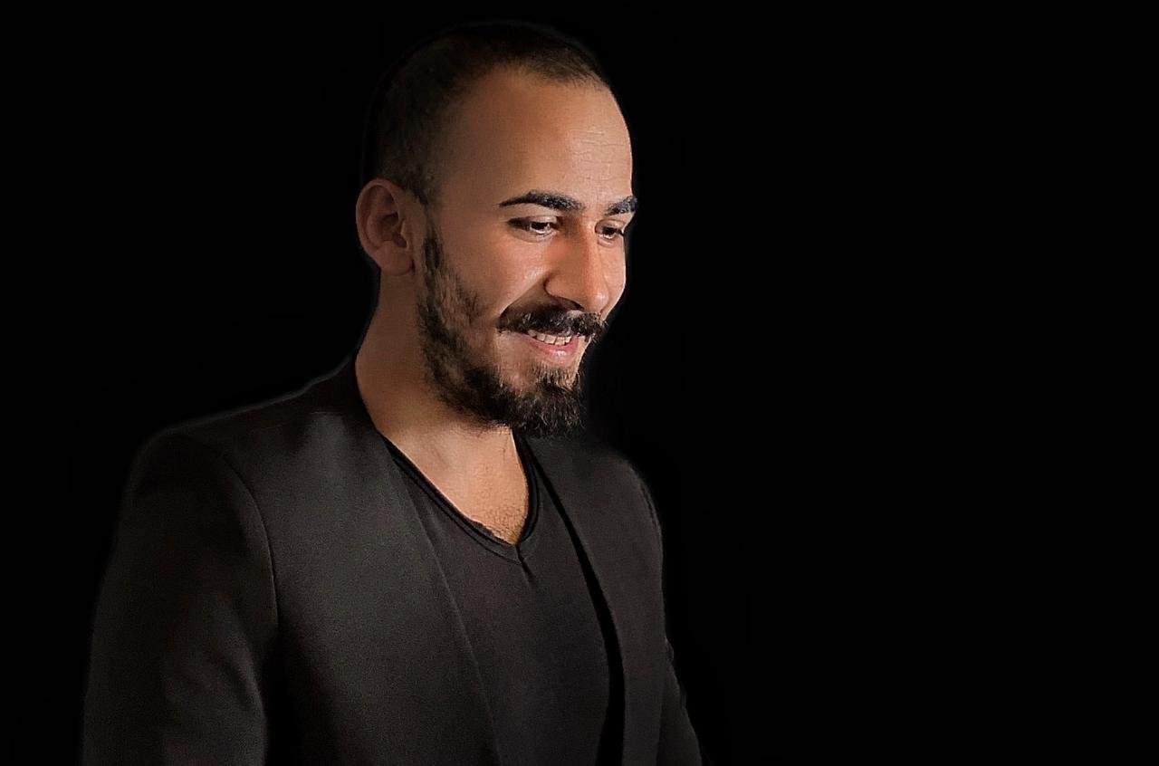 المزيّن هاني مقهور خبرة واسعة في عالم التزيين النسائي - صورة مميزة صورة مميزة: المزيّن هاني مقهور خبرة واسعة في عالم التزيين النسائي