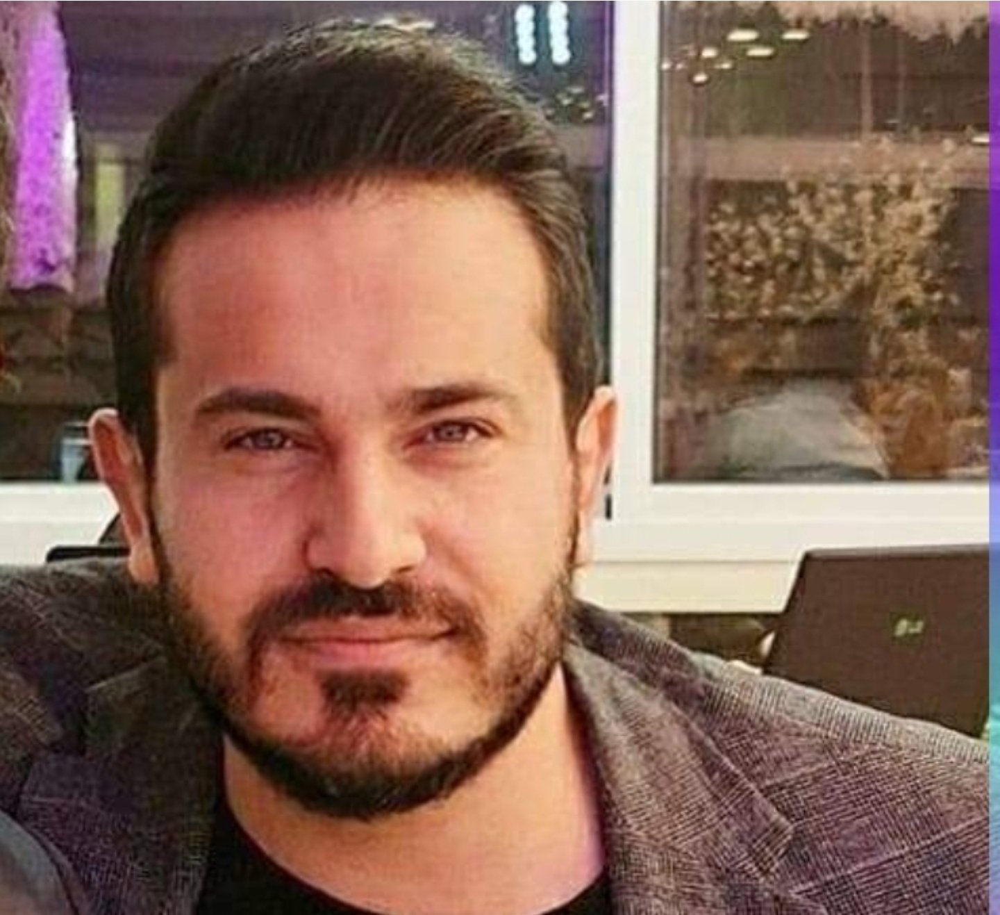 المنتج أحمد شحادة يحصد جوائز على انجازاته في العالم الفني والرقمي - صورة مميزة صورة مميزة: المنتج أحمد شحادة يحصد جوائز على انجازاته في العالم الفني والرقمي