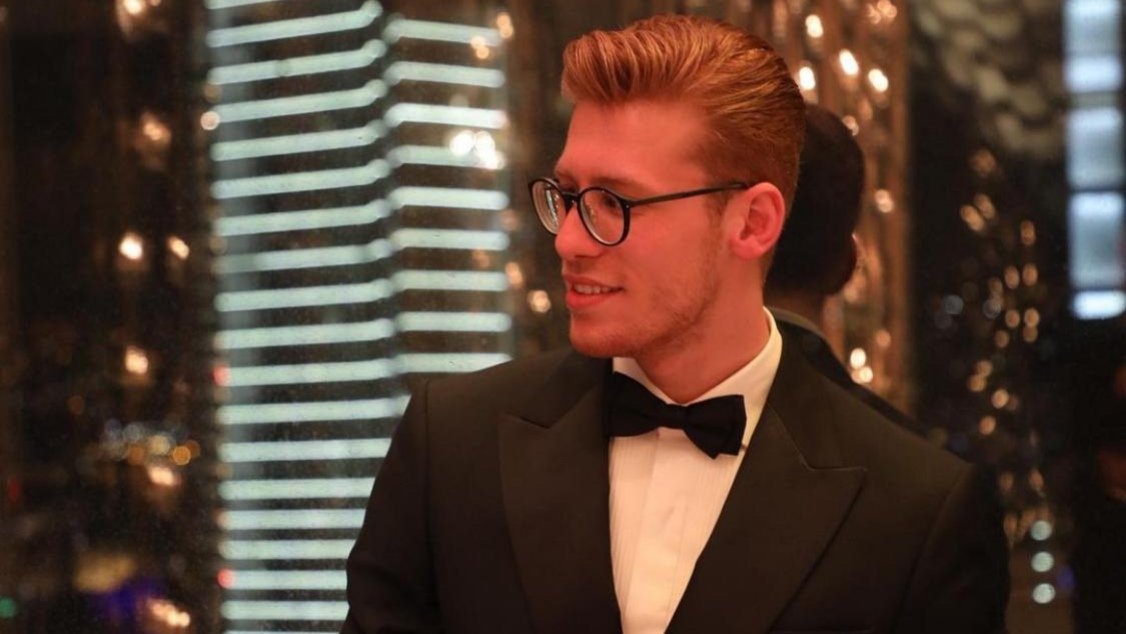 الإعلامي Ali Yassine ينجح ببناء علاقات وطيدة مع كبار نجوم الفن العربي - صورة مميزة صورة مميزة: الإعلامي Ali Yassine ينجح ببناء علاقات وطيدة مع كبار نجوم الفن العربي