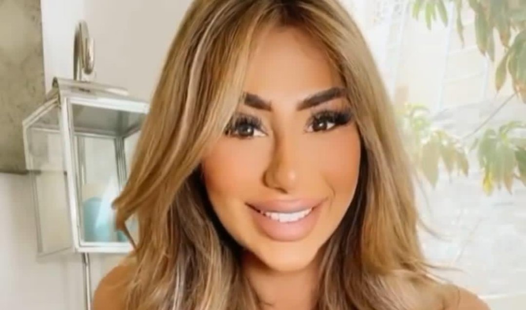 خبيرة المكياج العالمية جينا بادين/ Gina Badhen وجهة المشاهير والمؤثرين الأولى - صورة مميزة صورة مميزة: خبيرة المكياج العالمية جينا بادين/ Gina Badhen وجهة المشاهير والمؤثرين الأولى