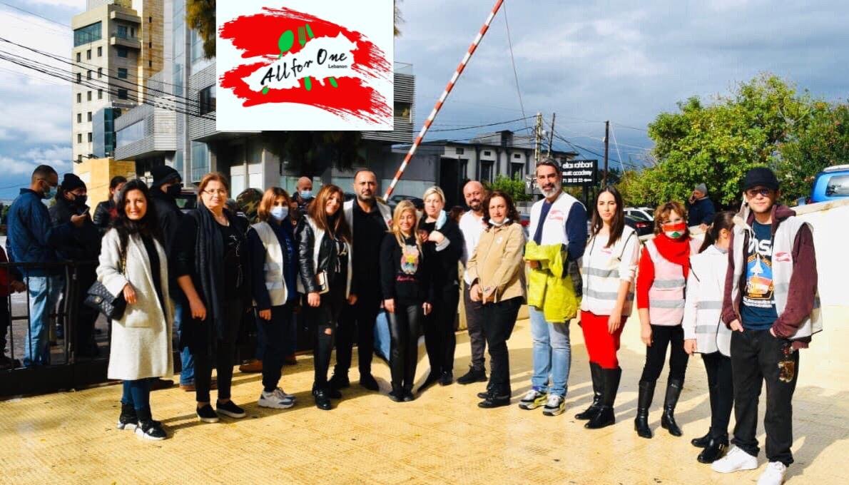 عادت All for One للمرة الثالثة بعملية جديدة لعيد lالميلاد Opération Joyeux Noël - صورة مميزة صورة مميزة: عادت All for One للمرة الثالثة بعملية جديدة لعيد lالميلاد Opération Joyeux Noël