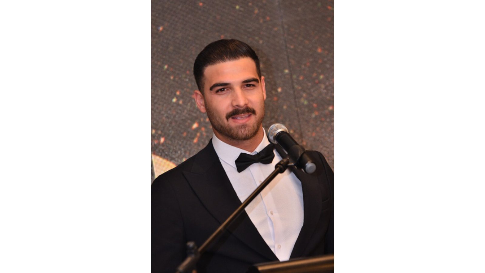 حسن خليل يحصد جائزة أفضل ممثل سوري شاب ضمن مهرجان AFDAL الدولي - صورة مميزة صورة مميزة: حسن خليل يحصد جائزة أفضل ممثل سوري شاب ضمن مهرجان AFDAL الدولي