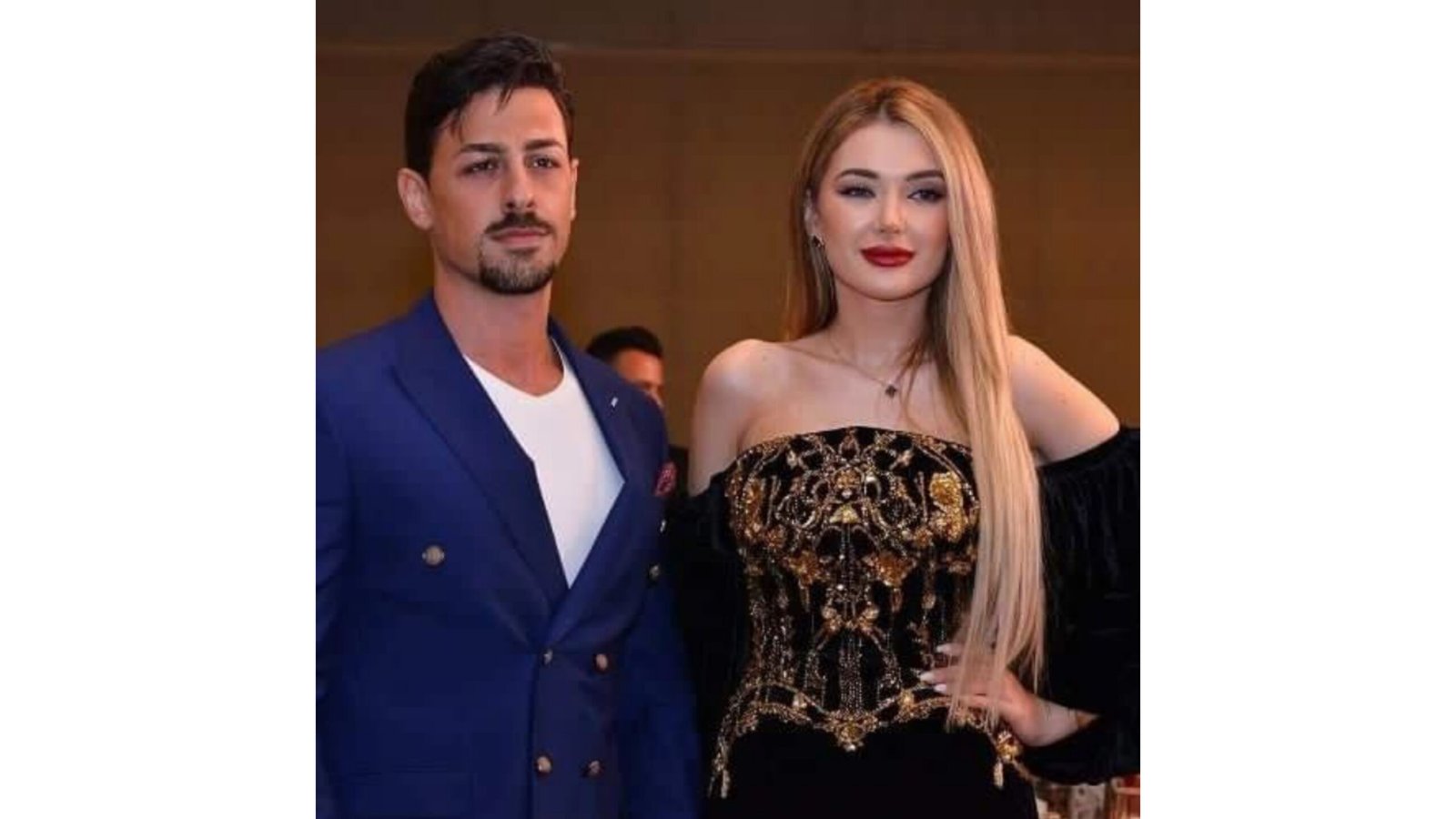 مهرجان AFDAL الدولي يقدم جائزة أفضل فنان لبناني شامل للنجم أنور نور - صورة مميزة صورة مميزة: مهرجان AFDAL الدولي يقدم جائزة أفضل فنان لبناني شامل للنجم أنور نور
