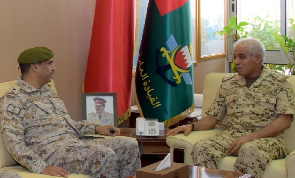صورة مميزة: رئيس أركان البحرين يشيد بالعلاقات العسكرية مع الرياض