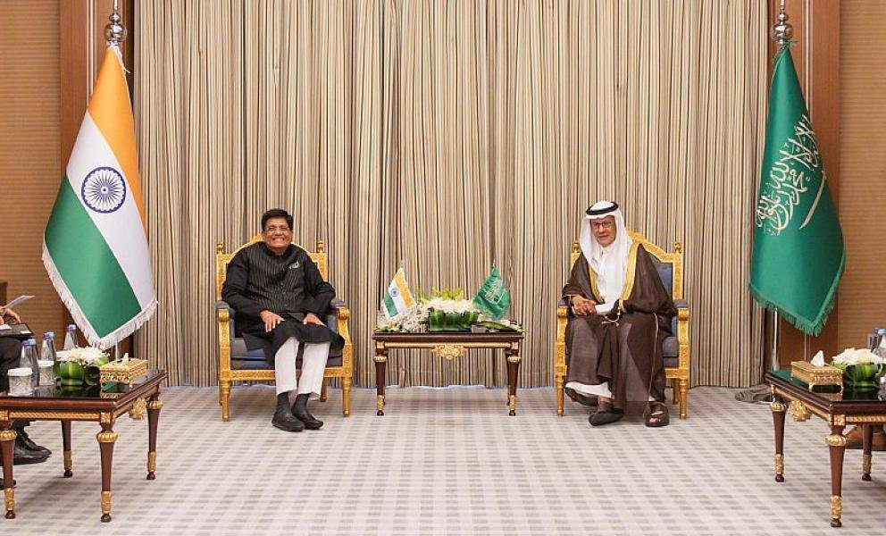 السعودية والهند تبحثان التبادل التجاري بعملتيهما المحلية