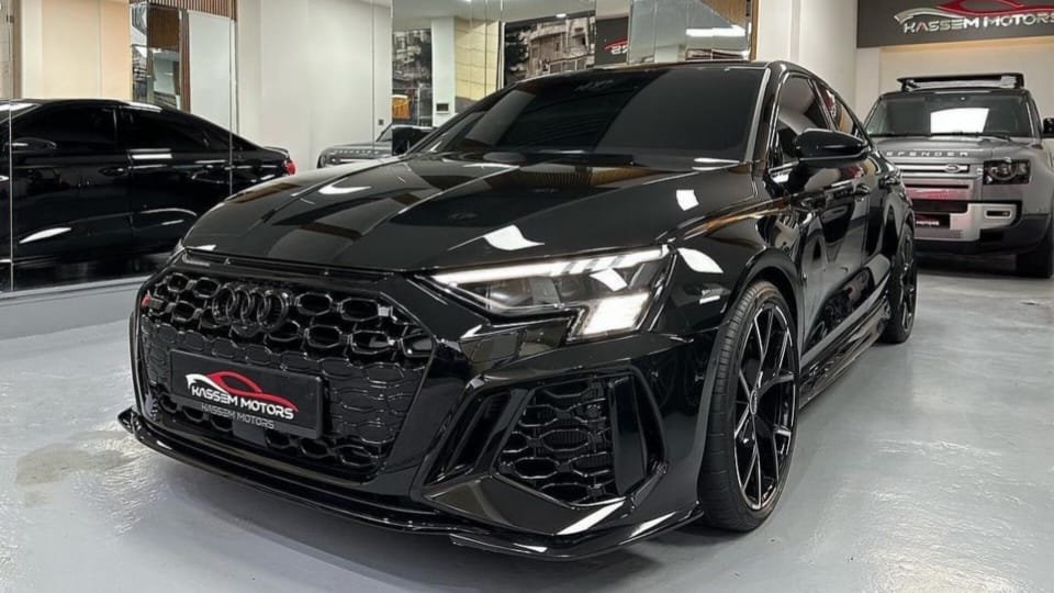 معرض Kassem Motors يوفر سيارة Audi RS3 Sedan 2022 - صورة مميزة صورة مميزة: معرض Kassem Motors يوفر سيارة Audi RS3 Sedan 2022