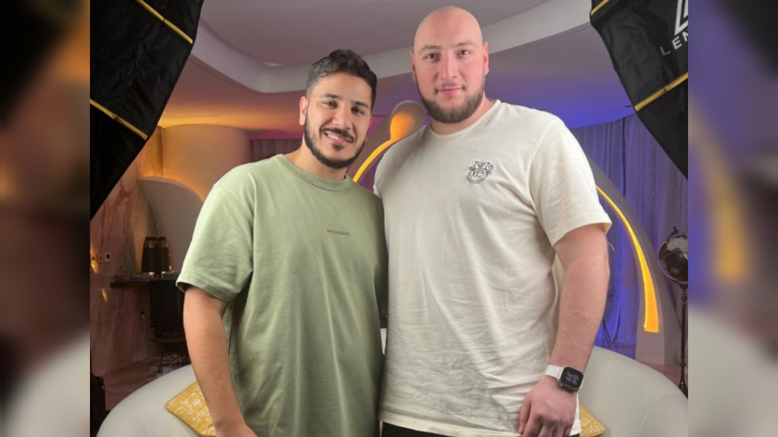 برنامج دين وطين برنامج ديني يحقق تفاعلاً واسعاً في رمضان 2023 من اخراج عز الدين عدنان سليم ابو هليل - صورة مميزة صورة مميزة: برنامج دين وطين برنامج ديني يحقق تفاعلاً واسعاً في رمضان 2023 من اخراج عز الدين عدنان سليم ابو هليل