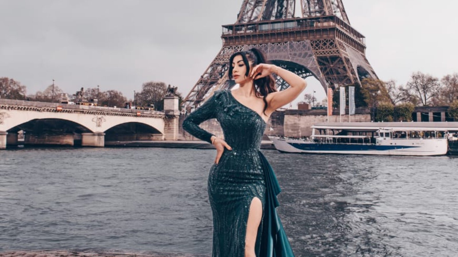 زينة حلبي: اتجاهات الموضة بدأت تتأثر بمواقع التواصل الإجتماعي - صورة مميزة صورة مميزة: زينة حلبي: اتجاهات الموضة بدأت تتأثر بمواقع التواصل الإجتماعي