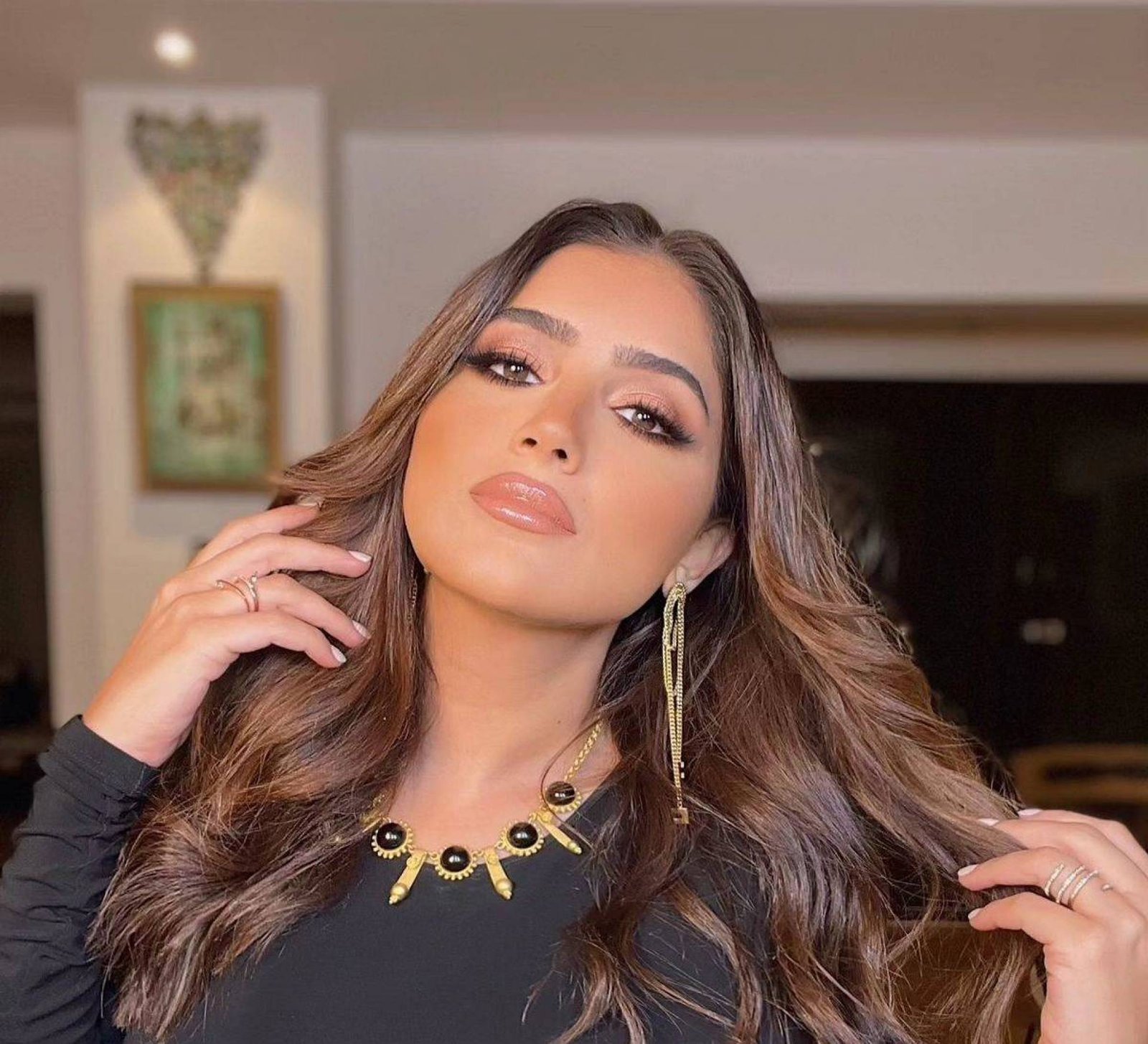 للمرّة الأولى مي عمر مع عمرو سعد في الغربان - صورة مميزة صورة مميزة: للمرّة الأولى مي عمر مع عمرو سعد في الغربان