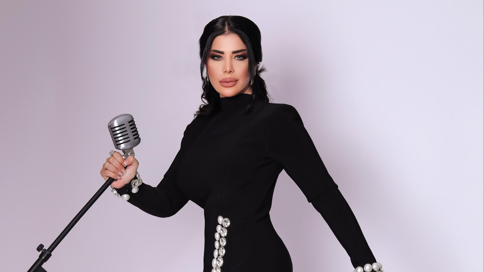 صورة مميزة: أمل نور تطلق قريباً أغنيتها الجديدة تركني حبك