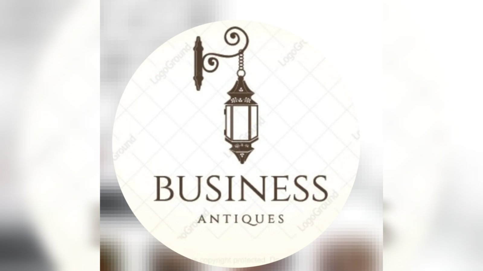 صورة مميزة: متجر Business Antiques يقدم تشكيلة واسعة من التحف الفرنسية