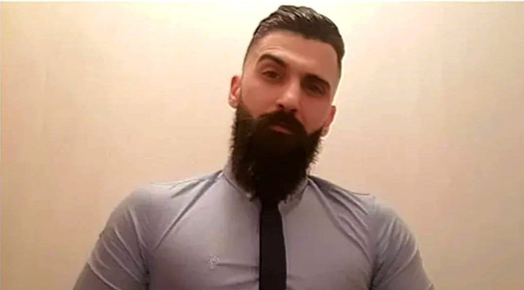 نجاح دعائي كبير لأغنية ضلي يابنت عيوني تتصدر المخططات الموسيقية في سوريا - صورة مميزة صورة مميزة: نجاح دعائي كبير لأغنية ضلي يابنت عيوني تتصدر المخططات الموسيقية في سوريا