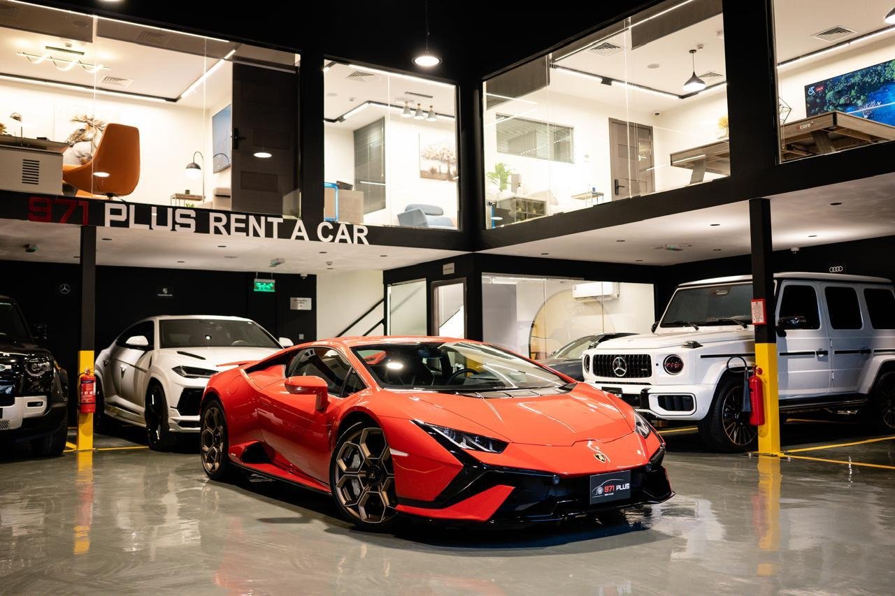 971 Plus Rent A Car بإدارة راني أرضروملي الوجهة الأولى لتأجير السيارات الفاخرة في دبي ولبنان - صورة مميزة صورة مميزة: 971 Plus Rent A Car بإدارة راني أرضروملي الوجهة الأولى لتأجير السيارات الفاخرة في دبي ولبنان