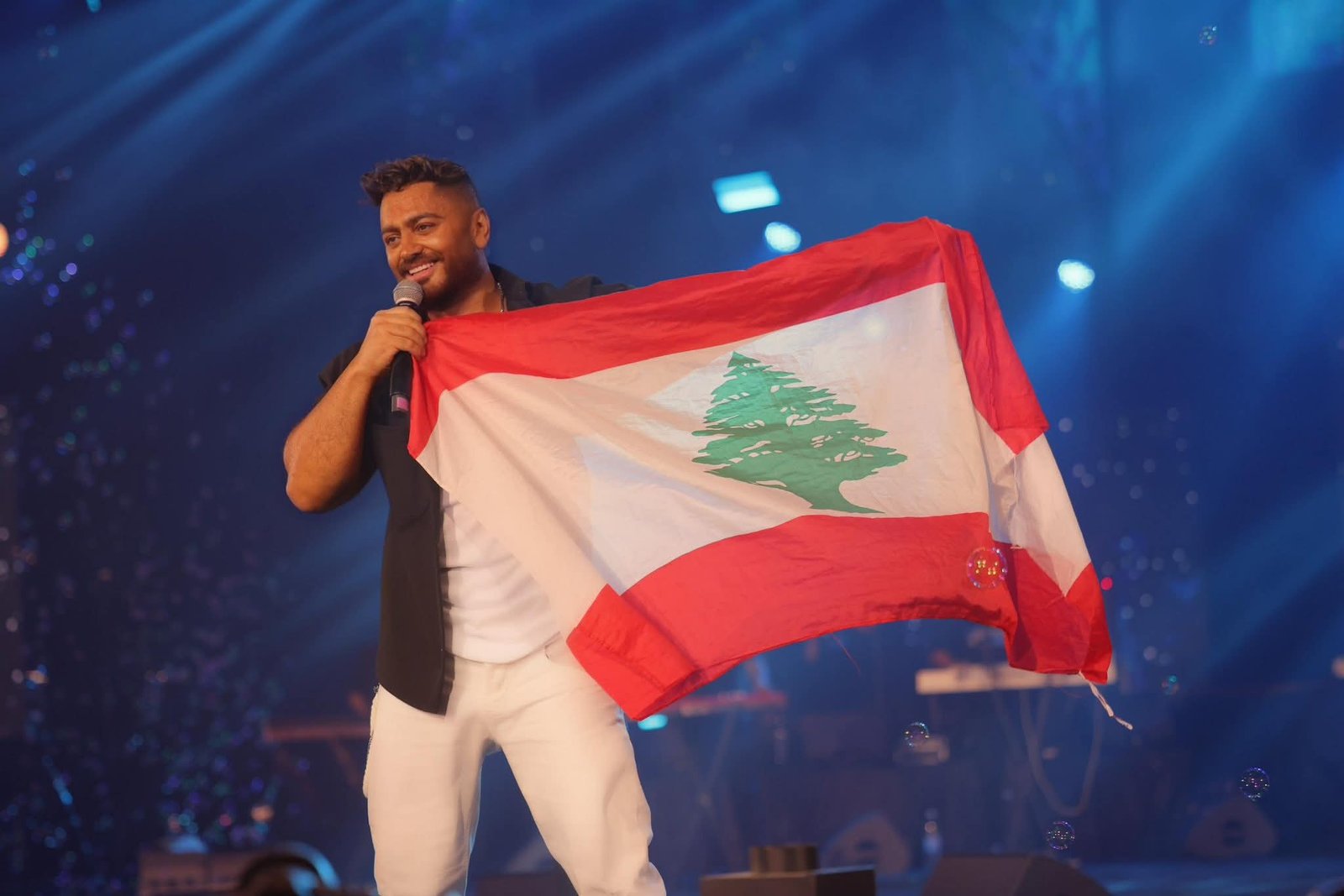 ليلة لا تُنسى… تامر حسني يكسر الأرقام في بيروت مع GMH وTMG - صورة مميزة صورة مميزة: ليلة لا تُنسى… تامر حسني يكسر الأرقام في بيروت مع GMH وTMG