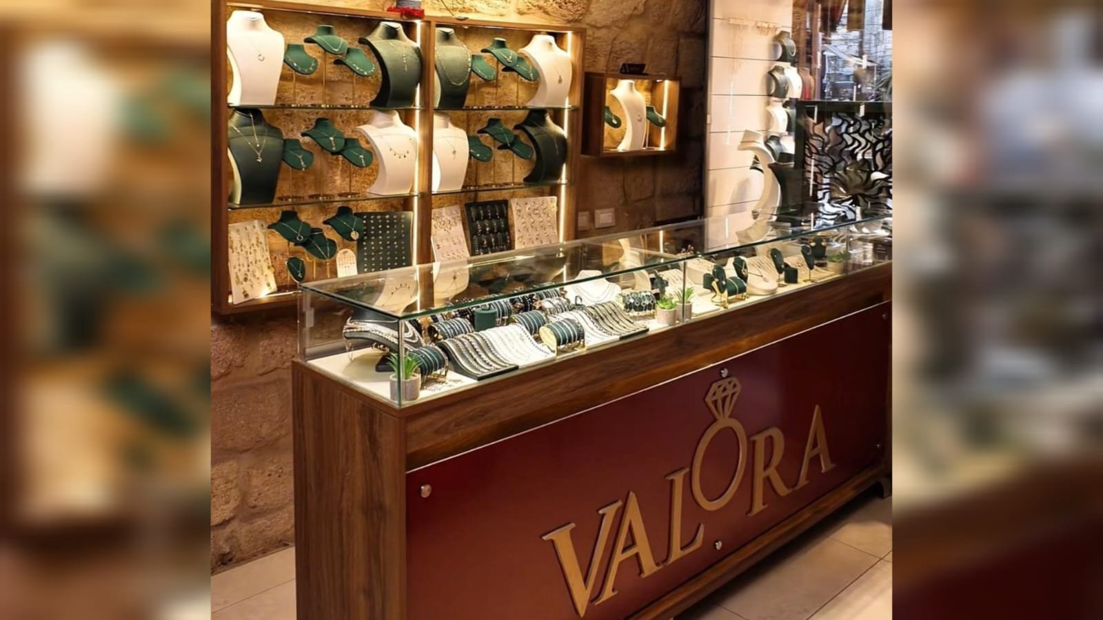 Valora Jewelry & Watches… حيث تلتقي الفخامة بالإرث والثقة - صورة مميزة صورة مميزة: Valora Jewelry & Watches… حيث تلتقي الفخامة بالإرث والثقة