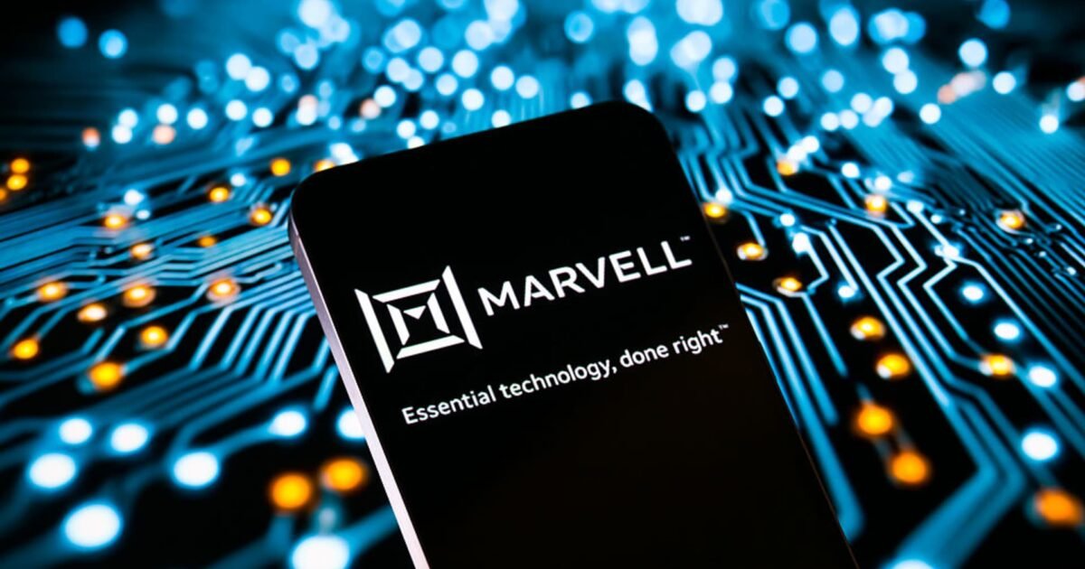 صورة مميزة: Marvell ترفع توقعات إيرادات 2027-2028 لكن السهم يهبط