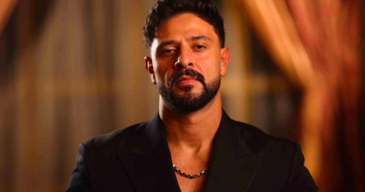 كريم نور (Karim Nour): مغنٍ وكاتب أغانٍ ولحن أشهر أعماله - صورة مميزة كريم نور (Karim Nour): مغنٍ وكاتب أغانٍ ولحن أشهر أعماله