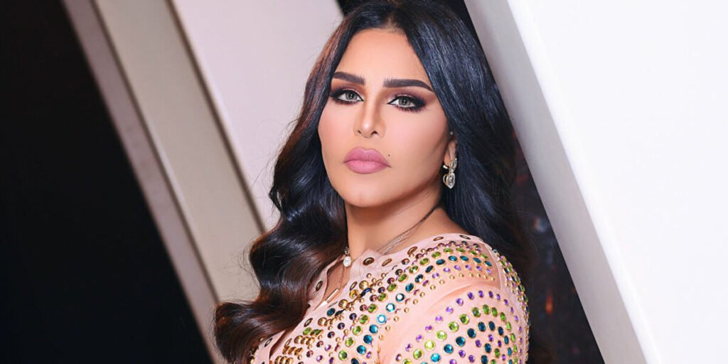 أحلام الشامسي تُفاجئ المتابعين برد طريف حول شراء ليونيل ميسي