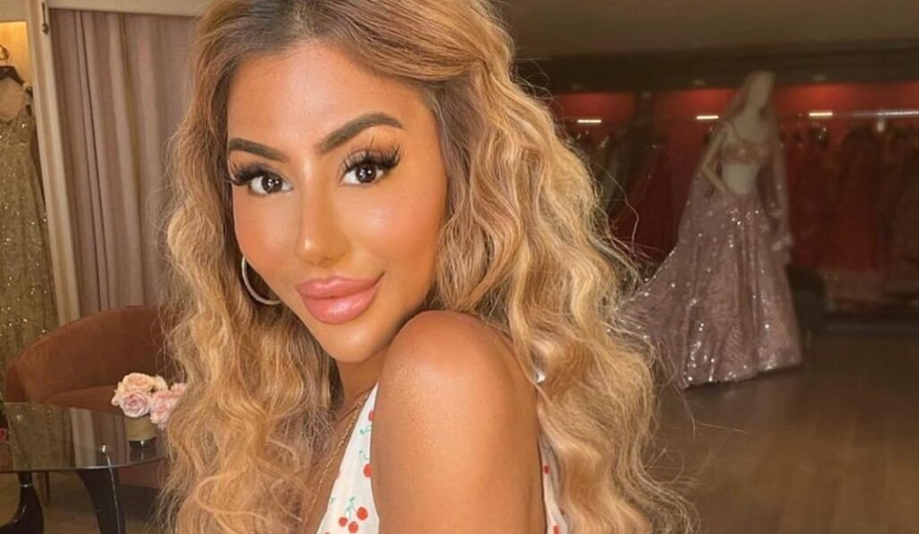 خبيرة المكياج العالمية جينا بادين/ Gina Badhen تشرح عن أهمية تنظيف أدوات المكياج