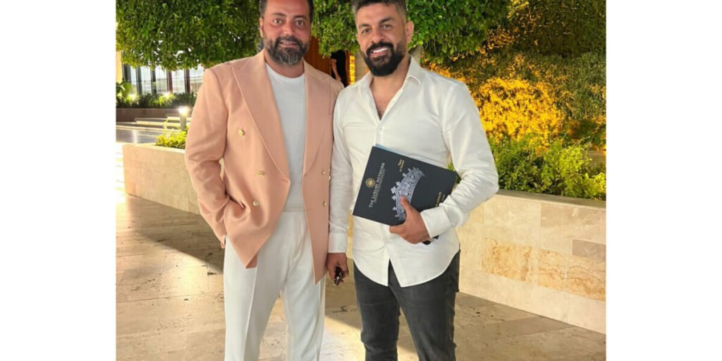 خبير الشعر أحمد سليمان يصل إلى جدة