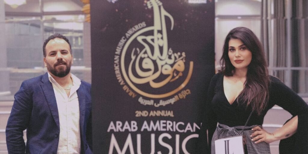 سيدة الأعمال Laura Jarjour ترعى حفل جوائز الموسيقى الأمريكية مع الأستاذ كريم أيوب في كاليفورنيا