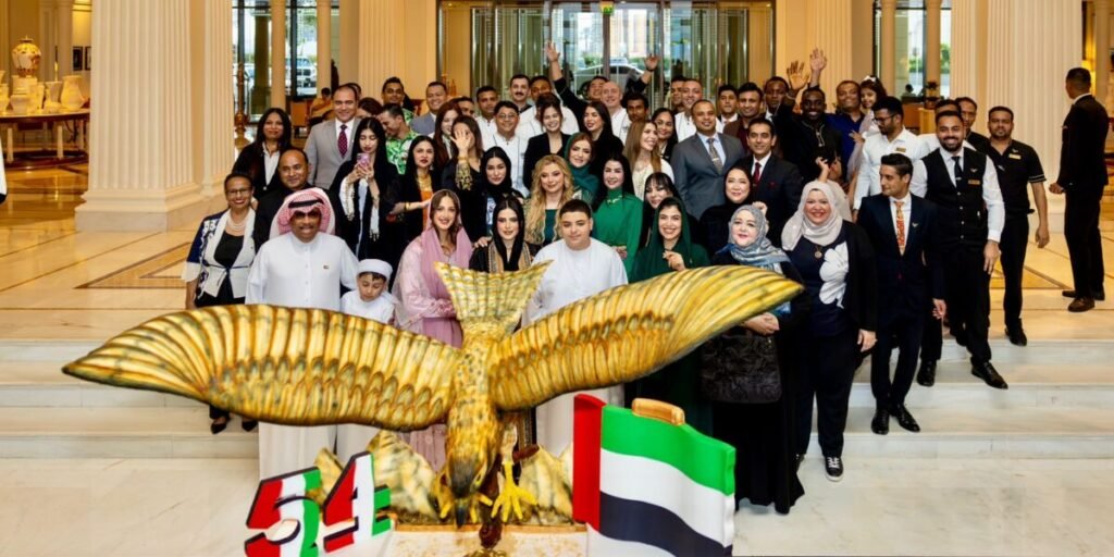 فندق بالازو فيرساتشي دبي يحتفي باليوم الوطني لدولة الإمارات بتجارب ثقافية وعروض تراثية ونكهات إماراتية أصيلة