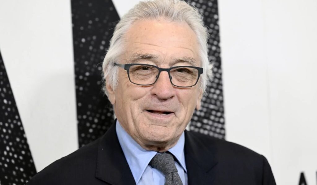 في سن 79 الممثل العالمي روبرت دي نيرو يرزق بمولوده السابع - صورة مميزة في سن 79 الممثل العالمي روبرت دي نيرو يرزق بمولوده السابع