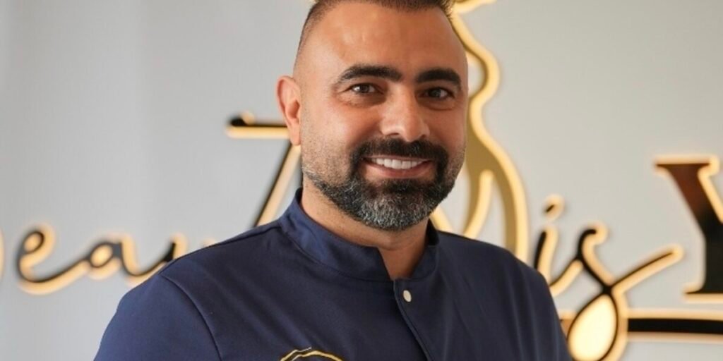 من هو الدكتور حسن نصر الدين؟ نظرة على مسيرة أحد أبرز جراحي التجميل في