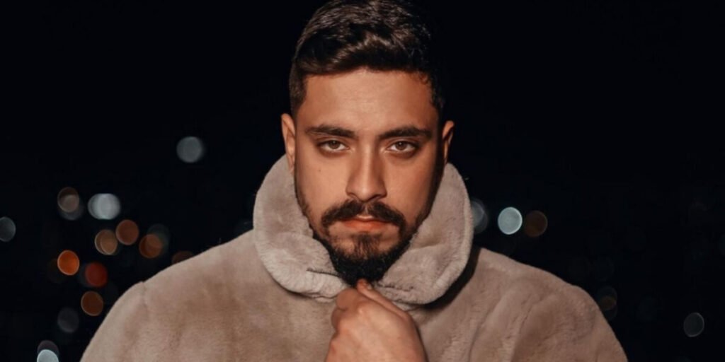 مهند زعيتر يعلن عن إحياء حفل غنائي في بيروت غداً