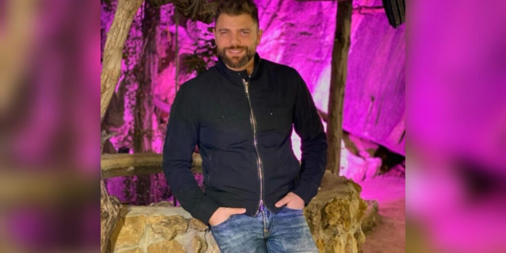 ميشال قزي يستعد لإحياء حفل غنائي جديد