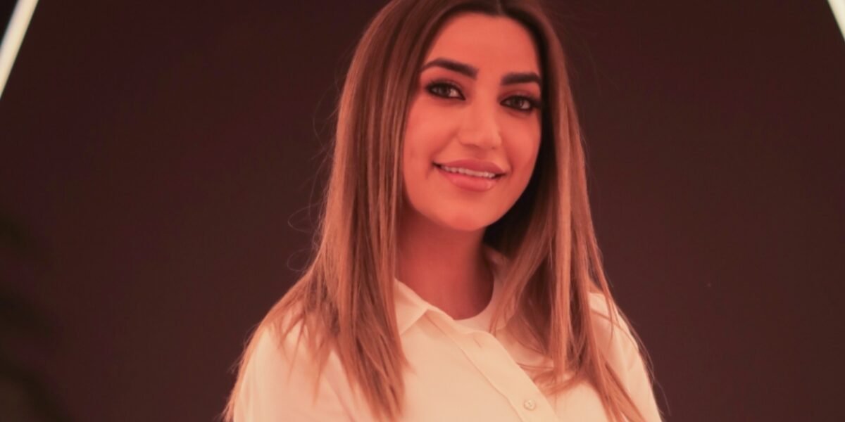 نجمة تيك توك لمى شريف تطلق عبر جلسات وايت بس - صورة مميزة نجمة تيك توك لمى شريف تطلق عبر جلسات وايت بس