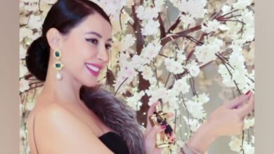 Supermodel Nesrin Sanad Mesmerizes Her Audience Attention