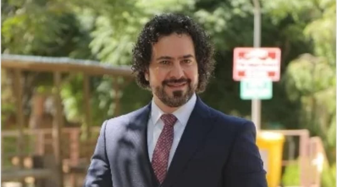 الدكتور صفوان العدوان يصدر الكتاب الأول من نوعه في الأردن مجمع الجلدية والتجميل والليزر - صورة مميزة الدكتور صفوان العدوان يصدر الكتاب الأول من نوعه في الأردن مجمع الجلدية والتجميل والليزر