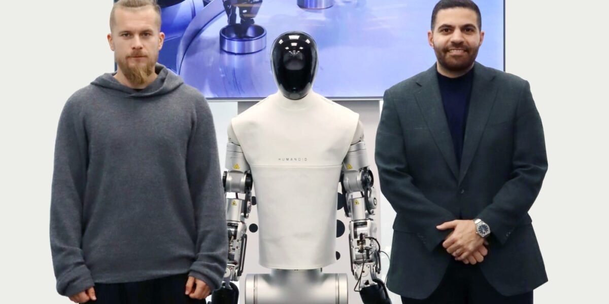 صورة مميزة: الروبوتات في قلب المملكة تعاون QSS السعودية وHumanoid البريطانية يُرسّخ مكانة المملكة كمركز تقني.