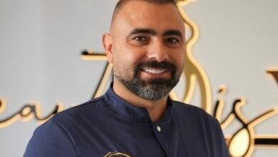 من هو الدكتور حسن نصر الدين؟ نظرة على مسيرة أحد أبرز جراحي التجميل في
