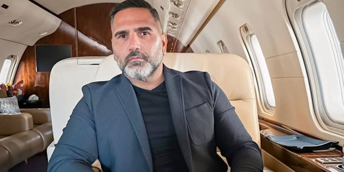 صورة مميزة: هادي عبد الهادي نعمل على افتتاح فرع جديد لشركة Universal Jets في المملكة السعودية